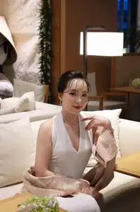 Elegant Woman: Modern Style and Confident Beauty - image 6
