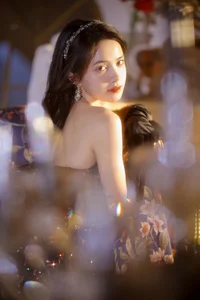 YiTuYu Art Language Vol.7625 Pa Pa Xiao Gong Zhu: A Regal and Artistic Showcase - image 18