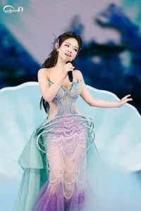 Vietnamese Star Updates: Quoc Khanh’s Health Rumors and Thu Thuy’s 8-Year Marriage - image 21