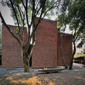 Artist Xuan Hinh’s Exquisite Miniature Traditional House: A Masterpiece of Cultural Art - image 2