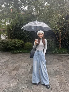 Huyen Lizzie’s China Travel Diary and Ho Quynh Huong’s Youthful Style - image 2