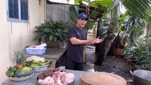 50-Year-Old Unmarried Actor Warms Hearts by Cooking Traditional Dishes for His Mother - image 12