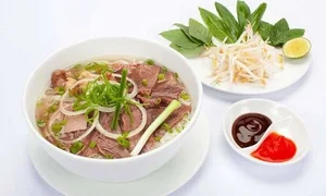 Must-Try Culinary Specialties and Street Food in Hanoi - image 0