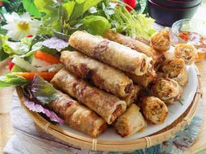 Must-Try Culinary Specialties and Street Food in Hanoi - image 9