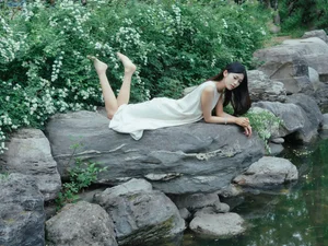 YiTuYu Art Language Vol.9565 featuring Yu Qing Feng 27P - image 1
