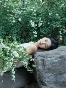 YiTuYu Art Language Vol.9565 featuring Yu Qing Feng 27P - image 0