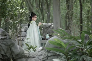 Artistic Portrait Photography: YiTuYu Art Language Vol.6272 Featuring Ling Ling - image 15