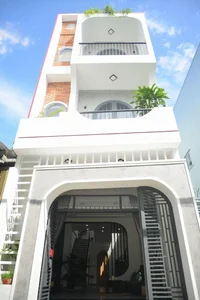 12 Modern 4m Wide Townhouse Designs with Optimized Open Spaces for 2026 - image 42