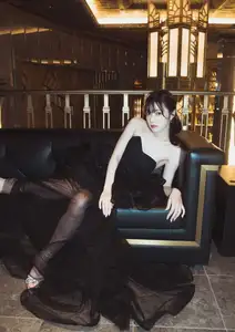 Discover Rena Miyashita's Elegant Charm in the Captivating LadyMary Part01 Collection - image 5