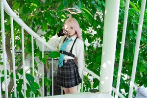 Stunning Takanashi Hoshino Cosplay by Nagi Shimizu: A Must-See Blue Archive Photo Collection for Anime Fans and Cosplayers - image 0