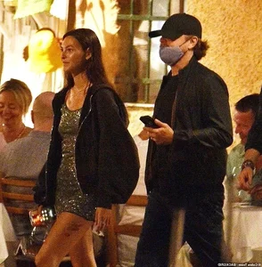Leonardo DiCaprio's Girlfriend: Style, Glamour, and the Spotlight - image 5