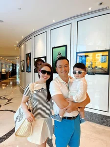 Chi Bao's Dapper Son Steals the Spotlight in Handsome Vest Outfit - image 5