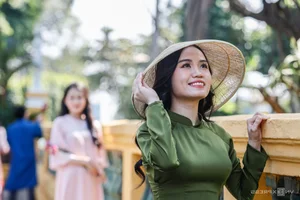 Ho Chi Minh City's Vibrant Tet Holiday: Top Photography Spots - image 8
