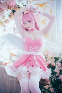 Stunning Dorothy NIKKE Cosplay by Shuang Yue Shimo: A High-Quality 27-Photo Gallery from Goddess of Victory - image 1