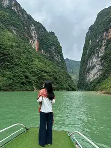 Tu San Gorge's Emerald Ribbon: Nho Que River's Breathtaking Beauty in Ha Giang Awaits Your Unforgettable Journey. - image 2