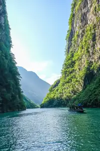 Tu San Gorge's Emerald Ribbon: Nho Que River's Breathtaking Beauty in Ha Giang Awaits Your Unforgettable Journey. - image 8