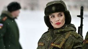 Top 10 Countries with the Most Striking Female Military Personnel - image 9
