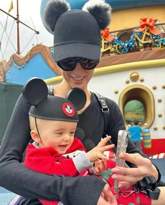 Paris Hilton Celebrates Son Phoenix’s Magical First Christmas at Disneyland Resort - image 6