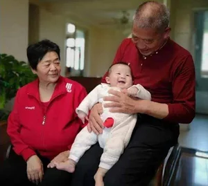 The Story of the 67-Year-Old Woman Who Naturally Conceived in China - image 2