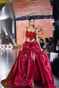 Miss Universe Vietnam H'Hen Nie Stuns in High-Cut Bikini - image 2