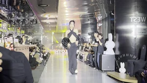 Miss Universe Vietnam H'Hen Nie Stuns in High-Cut Bikini - image 8