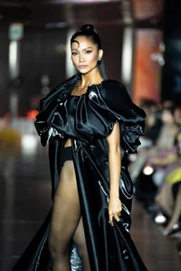 Miss Universe Vietnam H'Hen Nie Stuns in High-Cut Bikini - image 12