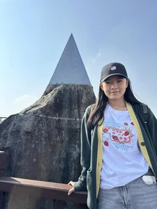 Binh Minh's Daughter Stuns Fans with Incredible 1.75m Height and Style - image 3