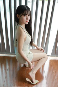 IESS Xiaobao in a Stunning Halter Neck Bodycon Dress Gallery - image 6