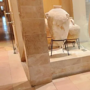 3,500-Year-Old Artifact Accidentally Broken by Child at Hecht Museum: A Story of Preservation and Forgiveness - image 2
