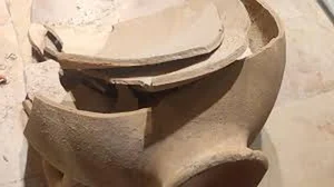 3,500-Year-Old Artifact Accidentally Broken by Child at Hecht Museum: A Story of Preservation and Forgiveness - image 7