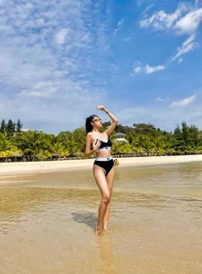 Lifestyle Spotlight: Khanh Chi’s Bold Fashion Choices and Public Influence - image 4