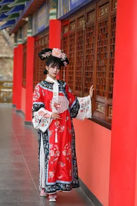 Art Language Vol.6541: Intimate Storytelling with Wo Shi Xiao Sui Sui - image 9