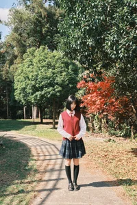 YiTuYu Art Language Vol.8064 Featuring Bei Shang Shu Tiao 555: Moody Artistry - image 3