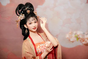 YiTuYu Art Language Vol 9736 Featuring Ting Zi Photo Gallery - image 1