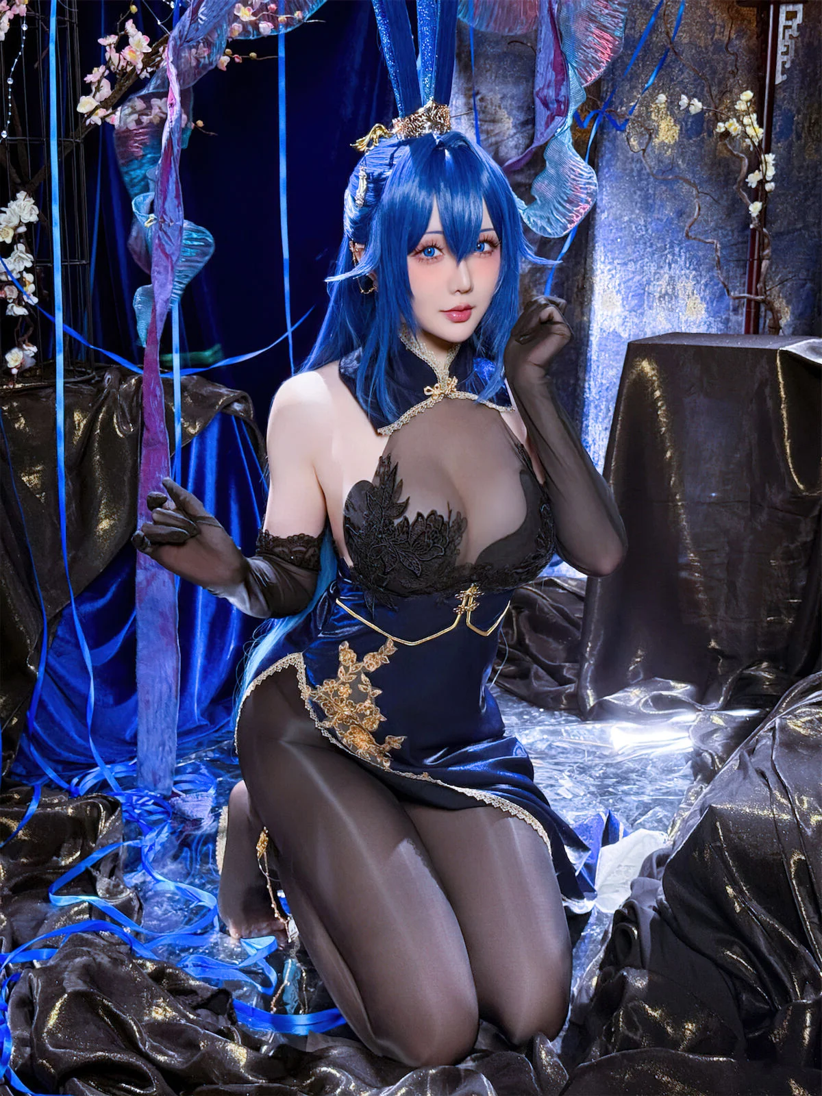 Coser Hoshilily as Azur Lane New Jersey: Enchanting Bunny Garden Beauty!
