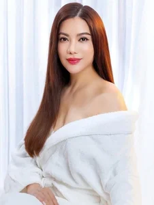 Truong Ngoc Anh Shines at Public Event Amid Breakup Rumors - image 5