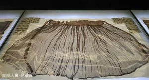 Archaeologists Shocked by Ancient Tomb Discovery of Beauty in 354 Layers - image 2
