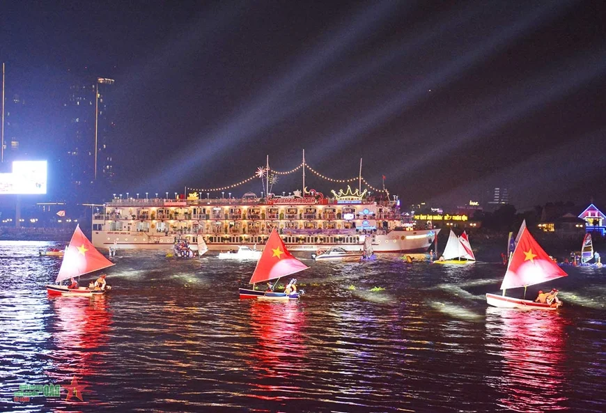 Ho Chi Minh City River Festival: Capturing the Shimmering Singing River Cultural Performance and Art Gallery