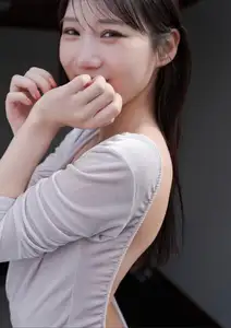 JP Yokono Sumire BUBKA: Discover Natural Beauty & Alluring Curves in This Digital Photo Book - image 6