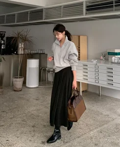 5 Minimalist Skirt Styles Perfect for Festive Celebrations and Daily Chic - image 9