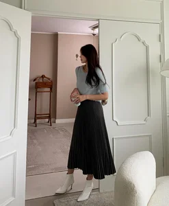 5 Minimalist Skirt Styles Perfect for Festive Celebrations and Daily Chic - image 7