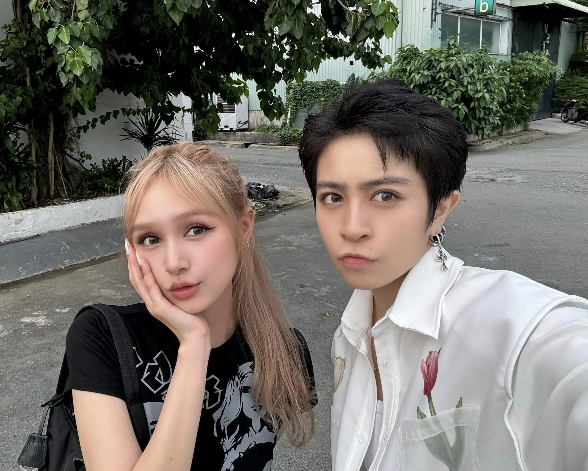 Gil Le: Mastering Androgynous Style Amidst Rising Celebrity Rumors