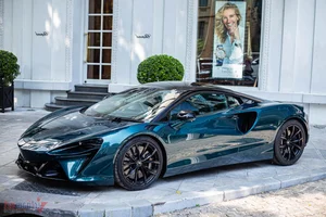 McLaren Artura Spider Launch: A High-Performance Hybrid Convertible Aiming for the Elite - image 0
