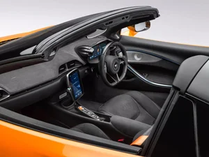 McLaren Artura Spider Launch: A High-Performance Hybrid Convertible Aiming for the Elite - image 2