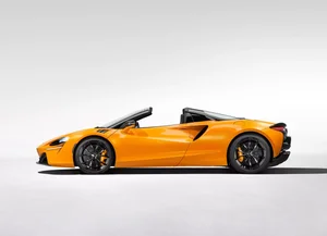 McLaren Artura Spider Launch: A High-Performance Hybrid Convertible Aiming for the Elite - image 3