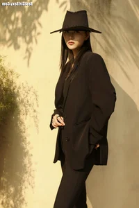 YiTuYu Art Language Vol.4082: Exploring the Aesthetic Elegance and Timeless Beauty of Model Wan Ning - image 19