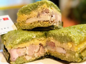 A Taste of Home: Vietnamese Woman Sells Banh Chung in South Korea for Tet - image 0