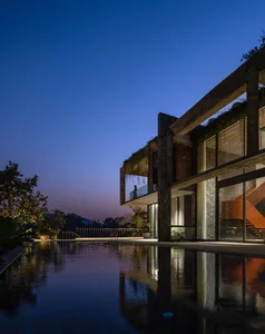 Dora Villa: Sustainable Raw Concrete Architecture Filled with Natural Light - image 35