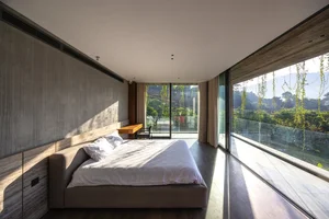 Dora Villa: Sustainable Raw Concrete Architecture Filled with Natural Light - image 8