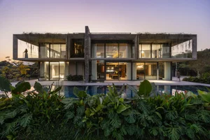 Dora Villa: Sustainable Raw Concrete Architecture Filled with Natural Light - image 29